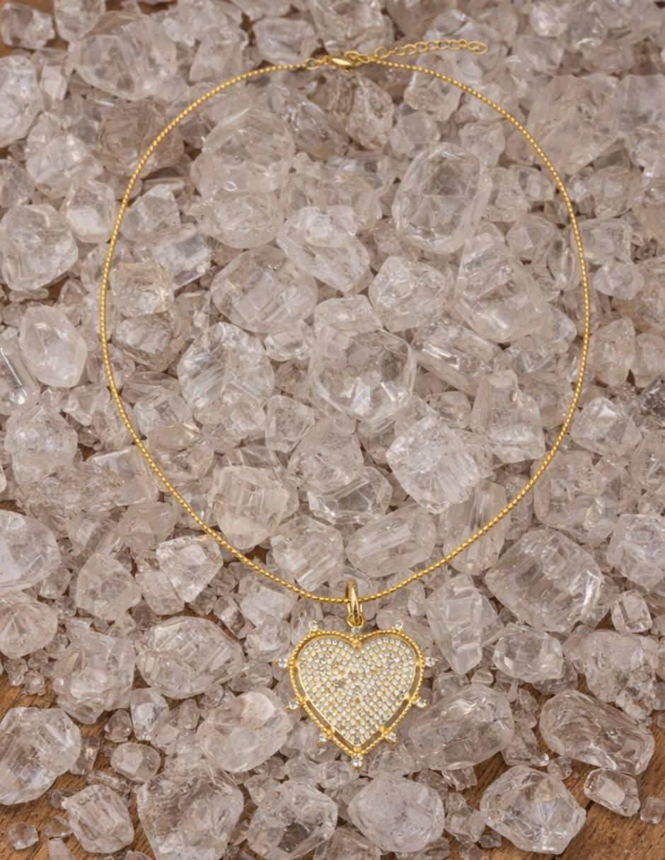 Collar con dije de corazón 18 K 6